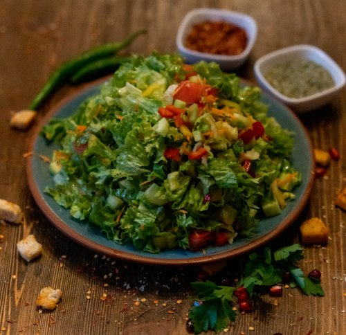 ბოსტნეულის სალათი