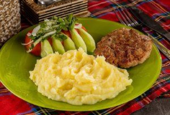 პიურე 1 კატლეტით,ღორის