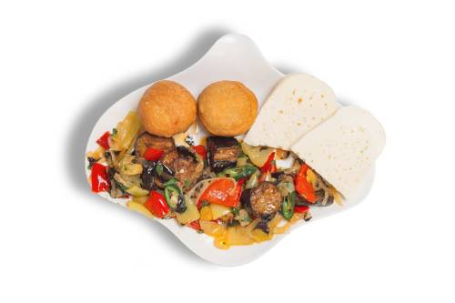 აჯაფსანდალი ზეთიანი მჭადით და ყველით