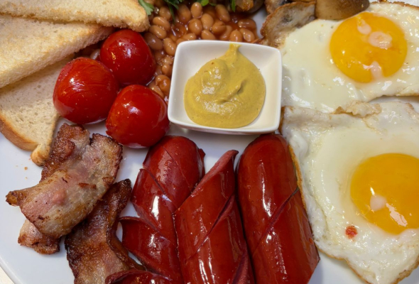 ინგლისური საუზმე