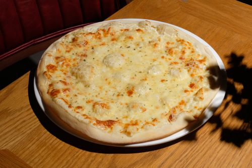 პიცა 4 ყველით