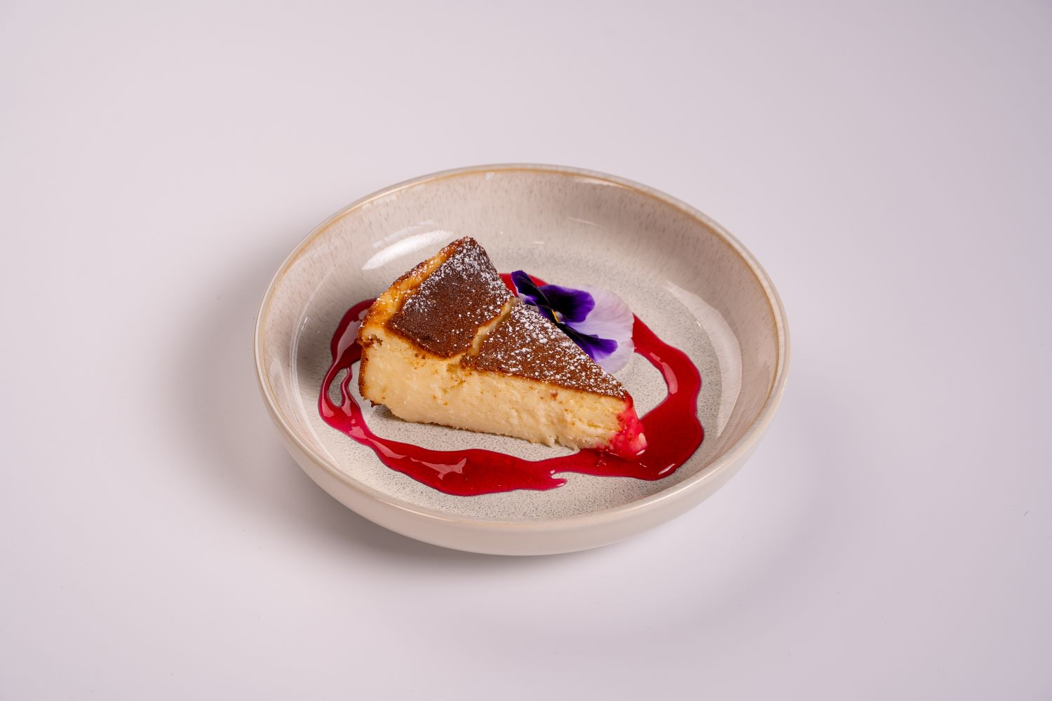 Basque Cheesecake with Badagi Sauce