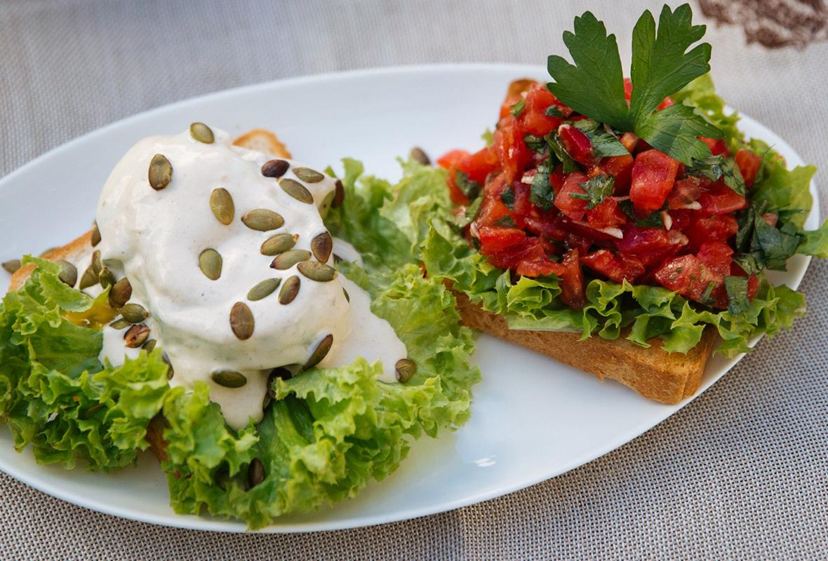 ბრიუსკეტები 4: