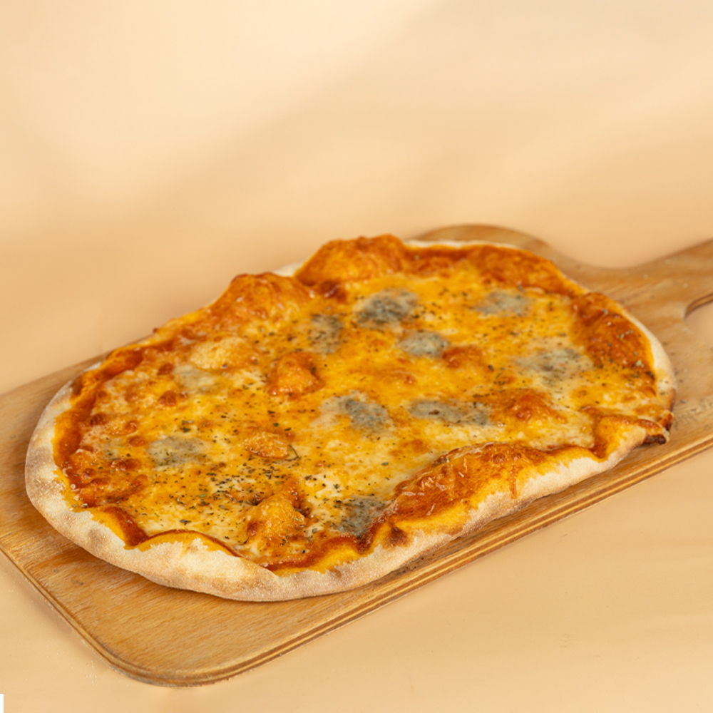 პიცა ოთხი ყველით