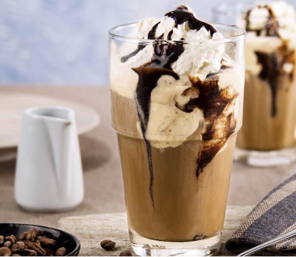 ცივი ყავა ნაყინით