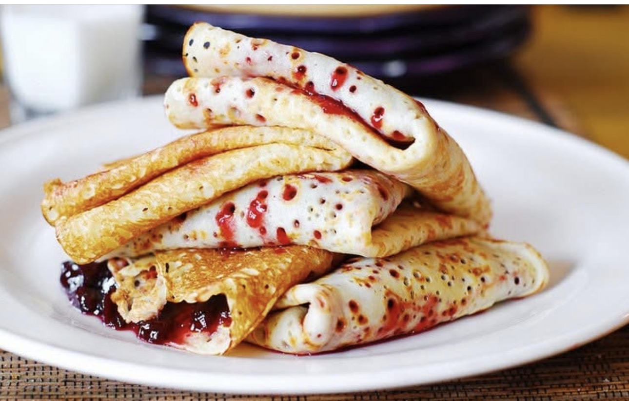 კრეპი კენკრის ჯემით