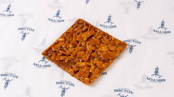 ნუშის ორცხობილა